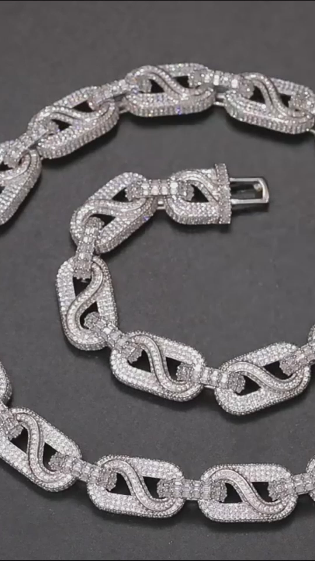 Moissanite Linked Cuban Chain